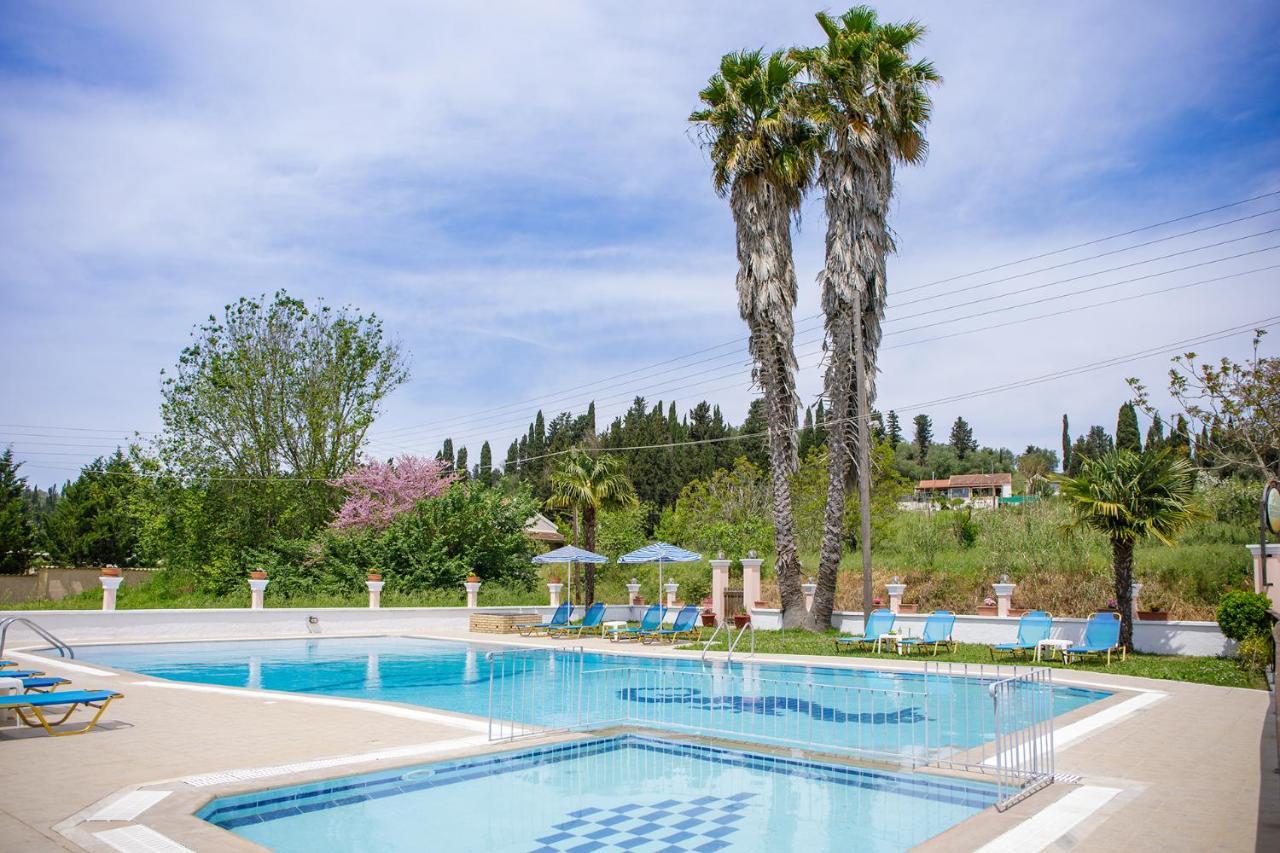 Nikos Pool Apartments - Upper Floor Sidárion 외부 사진
