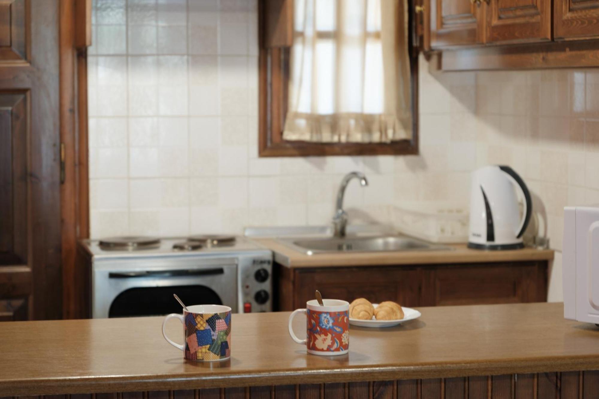 Nikos Pool Apartments - Upper Floor Sidárion 외부 사진